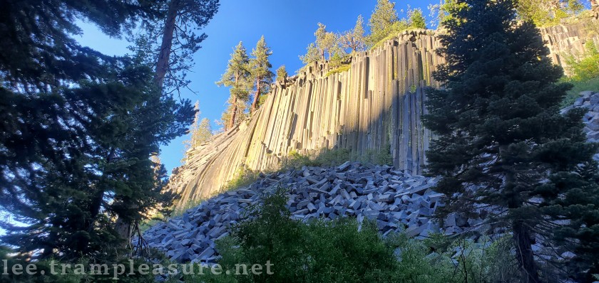 photo of Devils postpile, looking up from below them